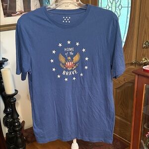 Patriotic Graphic Tee with Eagle Design